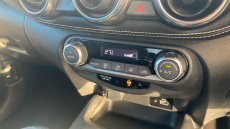 Nissan Juke 1.0 DiG-T 114 N-Connecta 5dr Petrol Hatchback